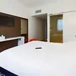 호텔 Kyriad Centre 3*