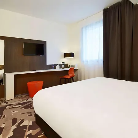 فندق Kyriad Centre تروي