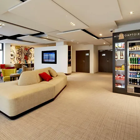 Kyriad Centre فندق