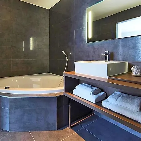 Kyriad Centre Hotel