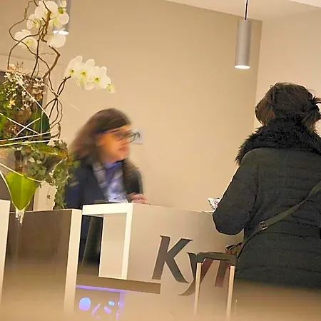 Kyriad Centre Hotel 3*