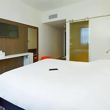 Kyriad Centre 3* Troyes