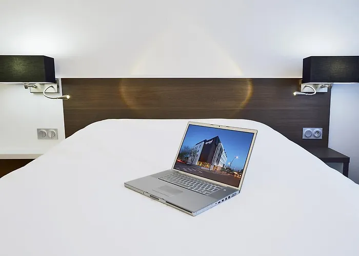 Kyriad Centre Hotel Troyes